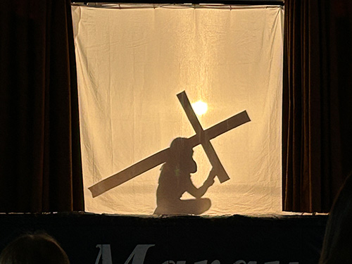 Jesus falls for the first time